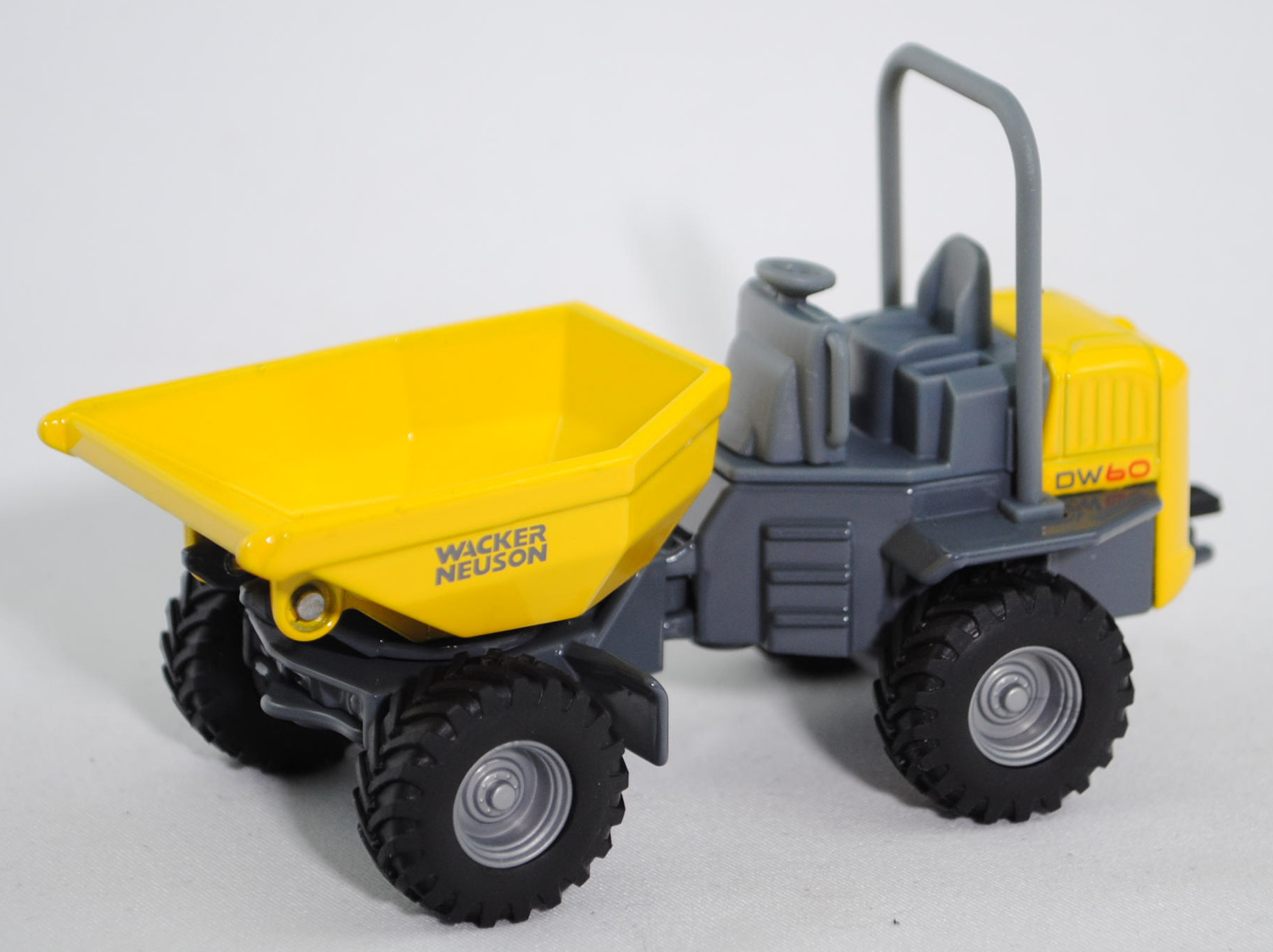 00000 WACKER NEUSON DW60 Raddumper mit Drehkippmulde (Modell 2015-), verkehrsgelb/eisengrau, L17mpK