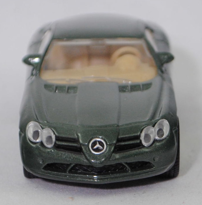 00007 Mercedes-Benz SLR McLaren (1. Generation, C 199, Modell 2004-2008), hell-chromoxydgrünmetallic, Bpr. 1004, B25a / B25b silbergrau, SIKU SUPER, 1:55, m