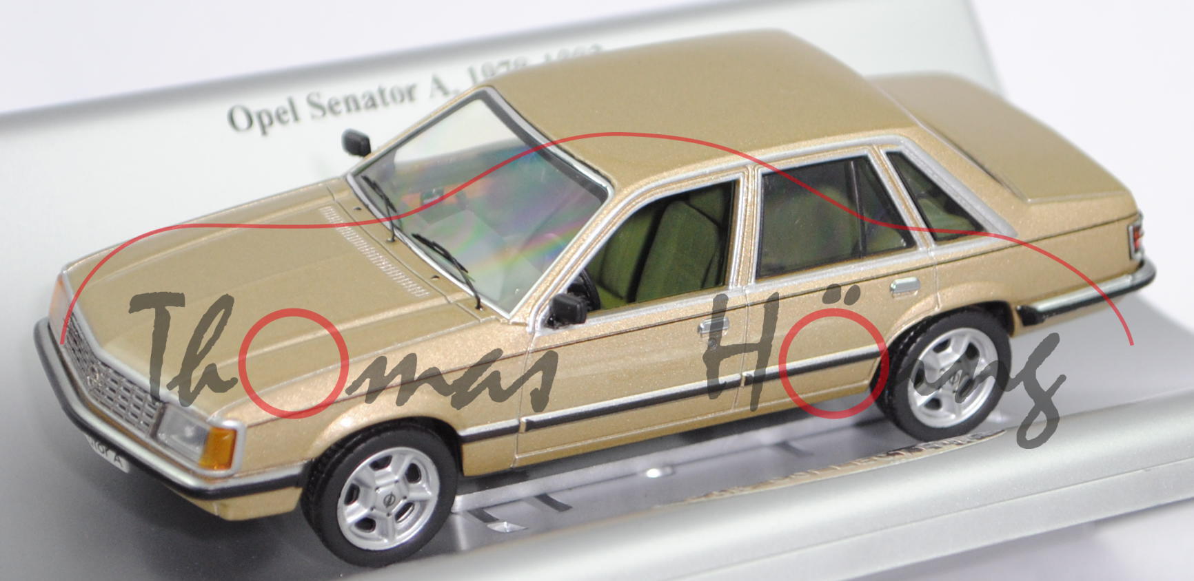 Opel Senator 2.8 S (1. Gen., Typ Senator A1, Modell 1978-1981), weißgold, Schuco, 1:43, Werbebox