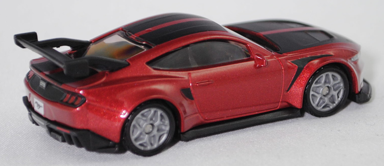 00000 Ford Mustang GTD (7. Generation, S650, Straßenversion des FIA-Gruppe-GT3-Rennwagens, Modell 2025-), hell-purpurrotmetallic, B55 silbergrau, SIKU SUPER, 1:62, P29f