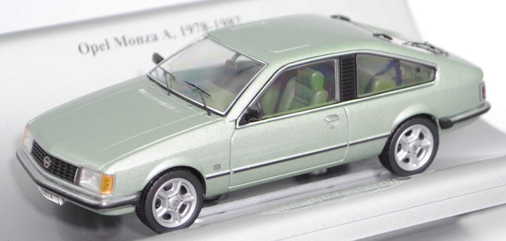 Opel Monza (1. Gen. Typ Monza A1, Modell 1978-1981), opalgrün metallic, Schuco, 1:43, Werbebox