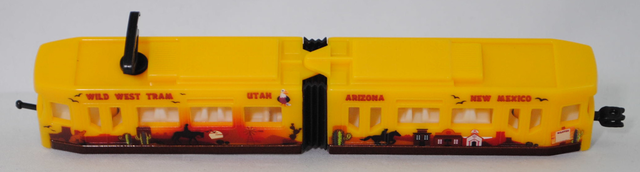 00014 ADtranz GT4N-ZR Niederflur-Straßenbahn (Modell 1997-2009), Wagenkästen verkehrsgelb, WILD WEST TRAM UTAH ARIZONA NEW MEXICO, SIKU SUPER, 1:117, P29f