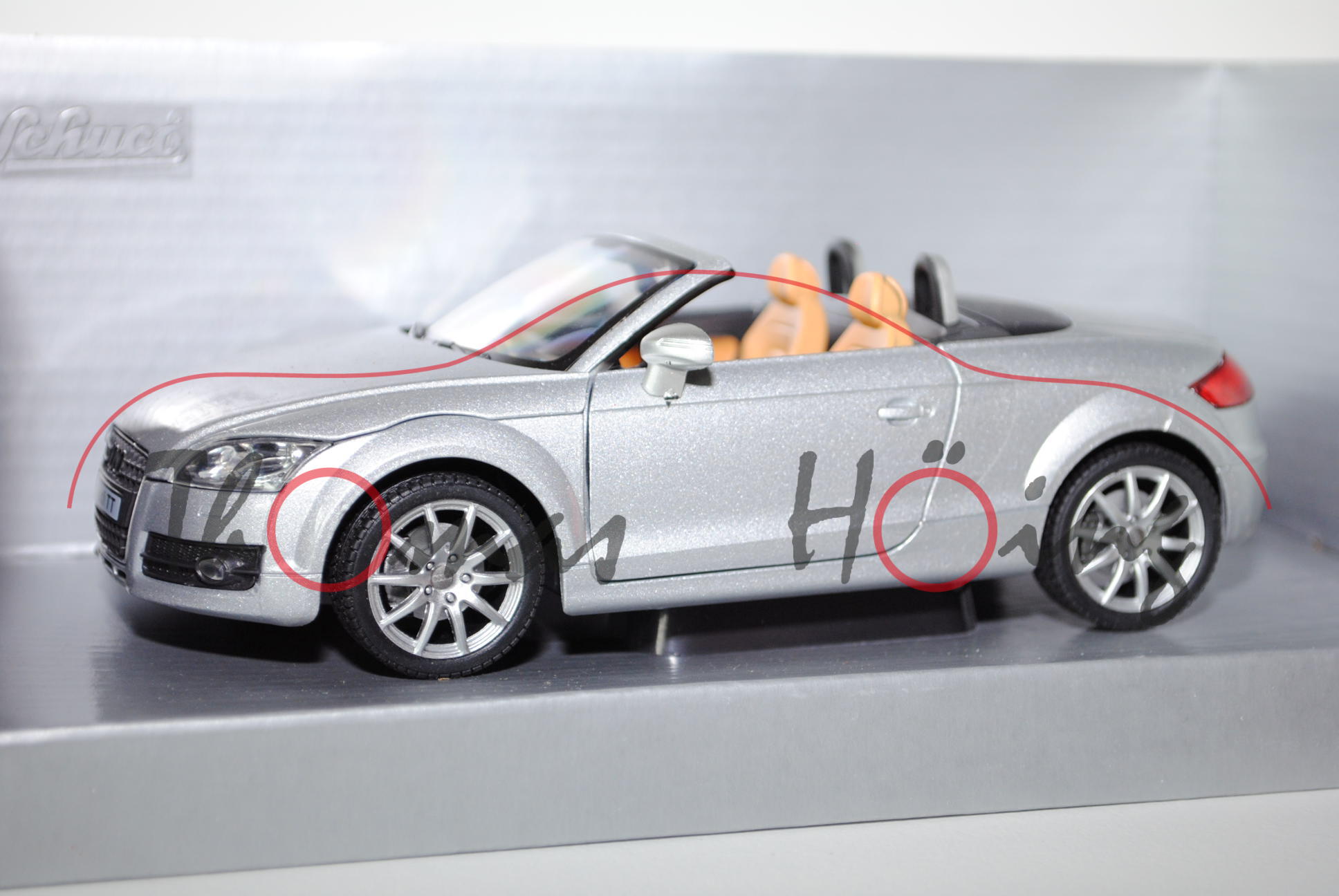 Audi TT Roadster, Mj. 2006, silber, innen beige/schwarz, Lenkrad schwarz, Schuco Junior Line, 1:24, 