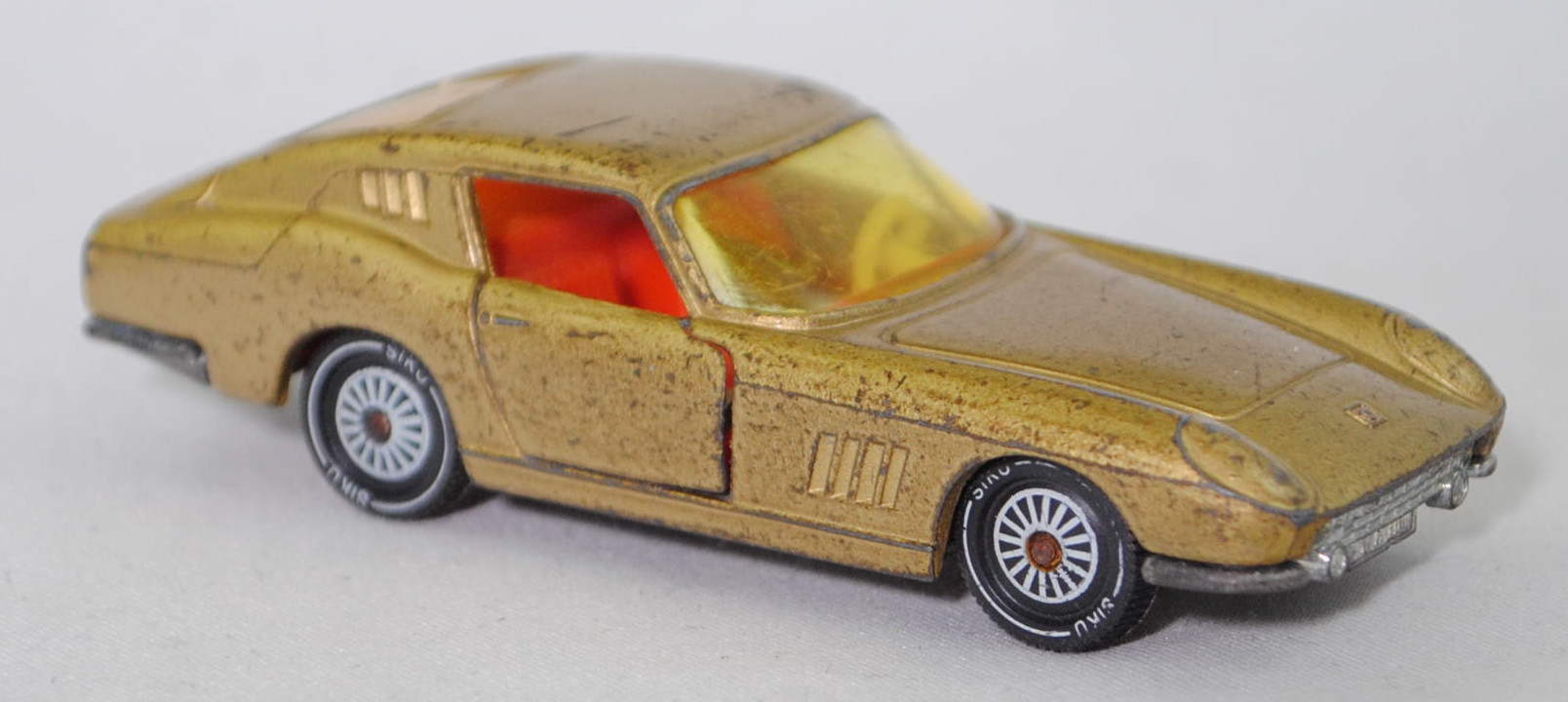 00005 Ferrari Berlinetta 275 GTB (Tipo 563, 2. Serie, Long Nose / Lange Nase, Modell 1965-1966), goldmetallic, Frontscheinwerfer integriert, Bpr. 1012, W-Germ, R11, SIKU SUPER, 1:56, vsc