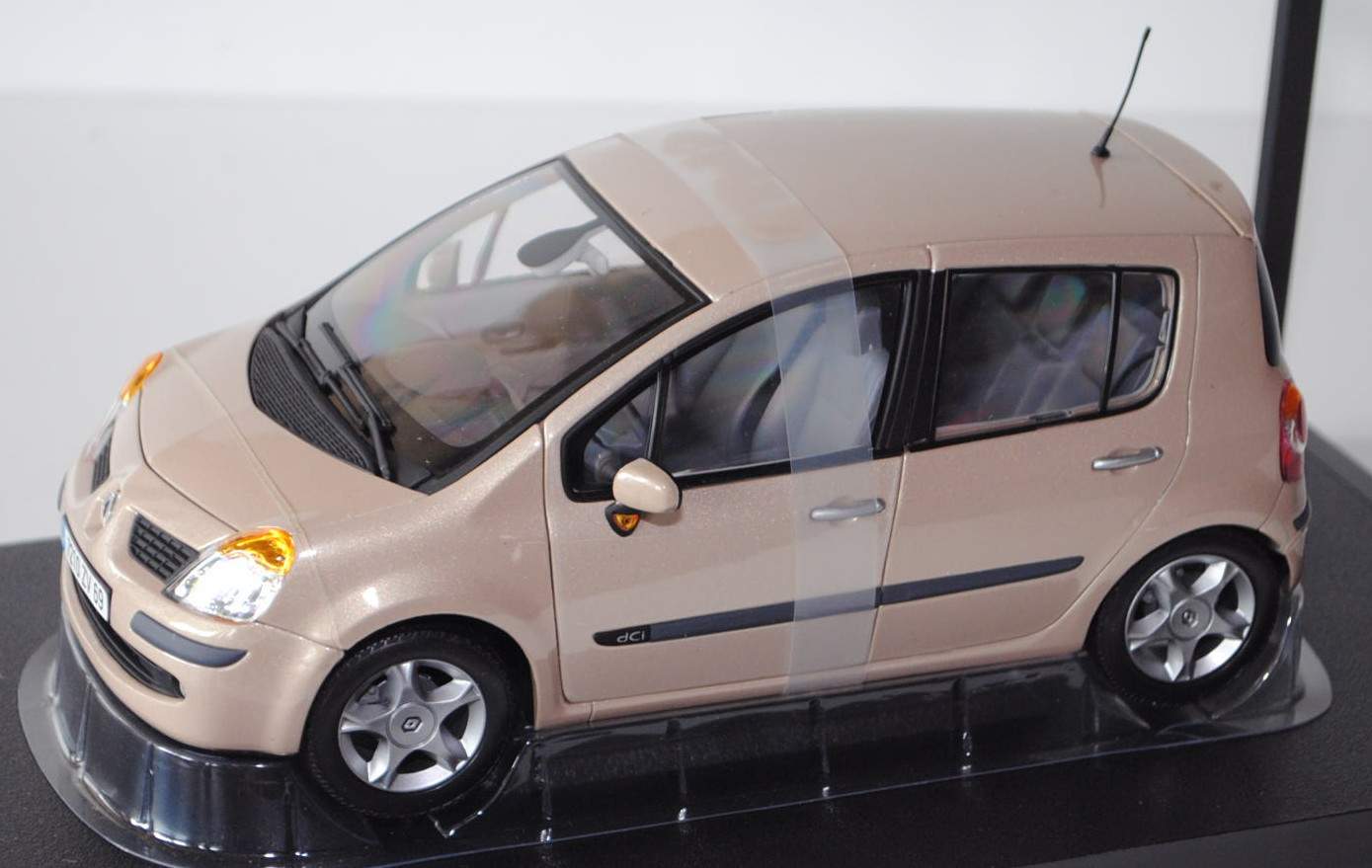 Renault Modus, Modell 2004-2008, naturelbeige metallic, 1:18, Norev, mb