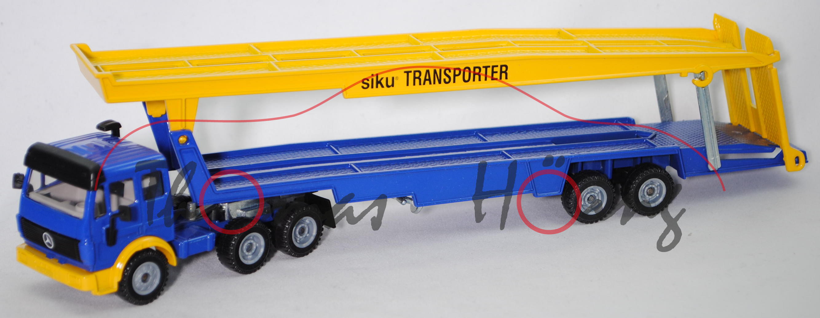 00021 Mercedes-Benz SK (Mod. 89-94) Autotransporter, blau/gelb, siku® TRANSPORTER, L14a